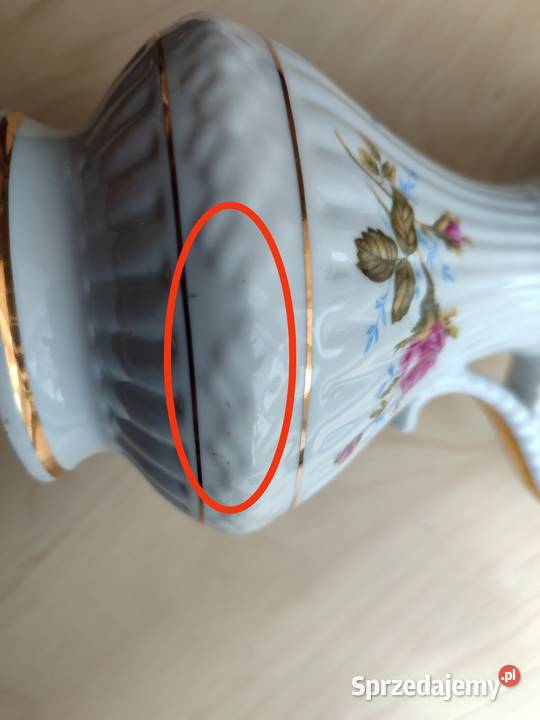 Porcelanowy wazon wazonik dzbanek Chodzież stara Porcelana i szkło