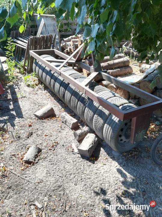 Wał nieuszkodzony Majdan Surhowski