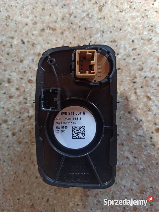 AUDI A3 8V PRZEŁĄCZNIK ŚWIATEŁ 8V0941531N