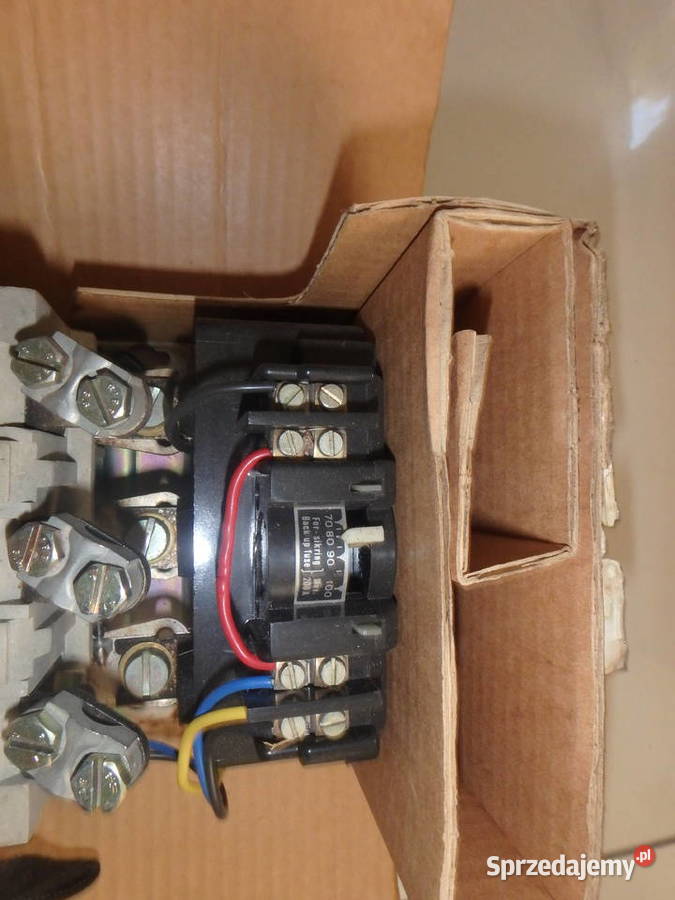 Stycznik 100 A 500V Dębica