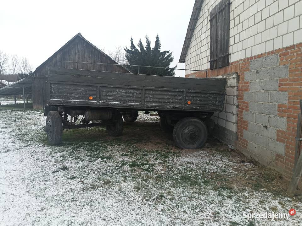 Przyczepą D50 6 tonowa Izbica