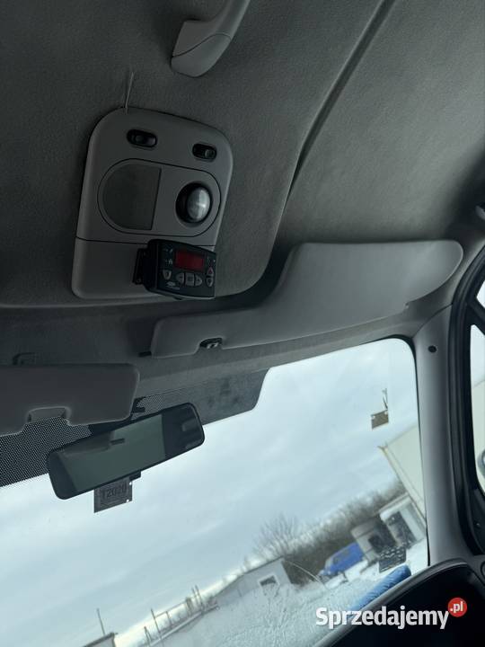 Iveco chłodnia mrożona Warka