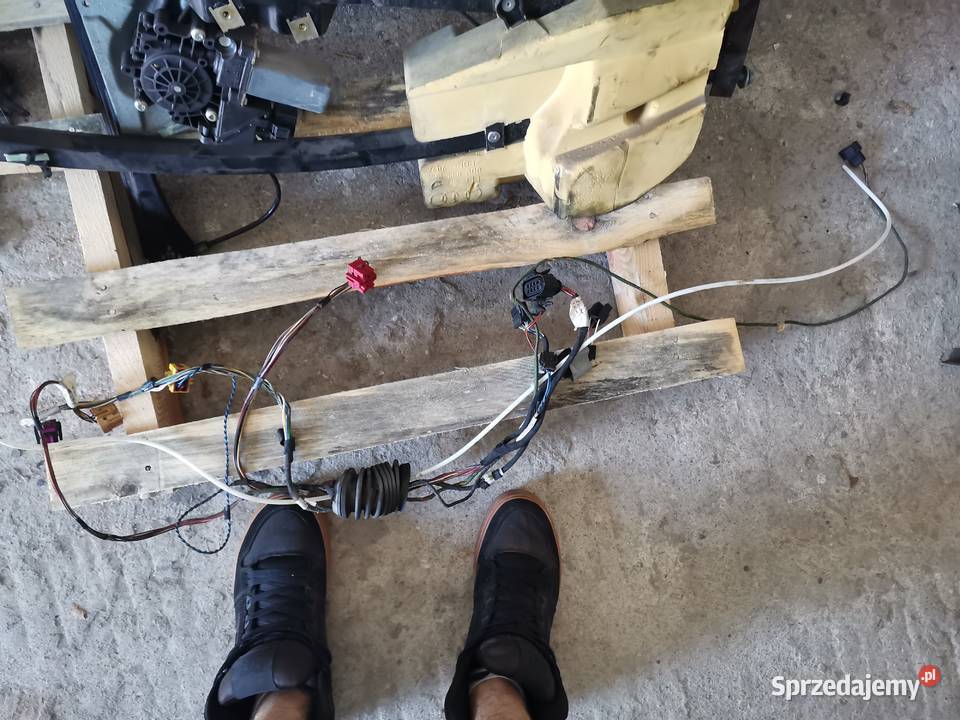 Mechanizm podnoszenia szyby