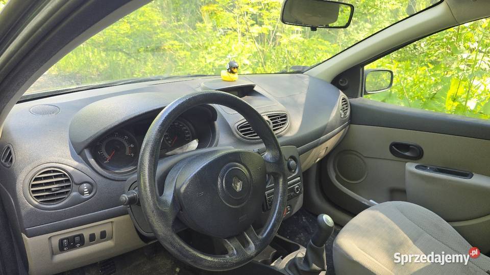 Renault Clio 3 2006r 16 benzyna 88 ważne opłaty Clio