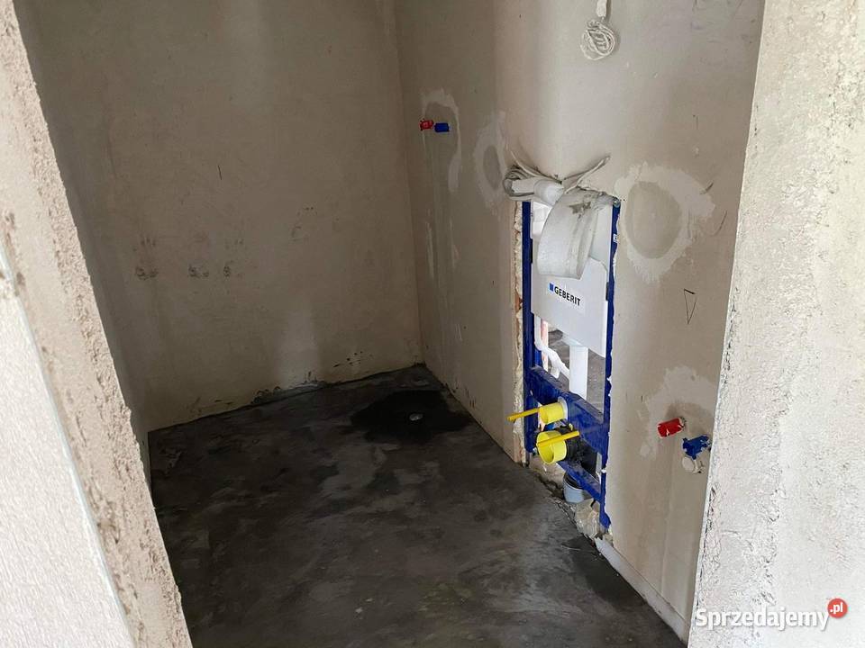Dom wolnostojący w miejscowości Cmolas