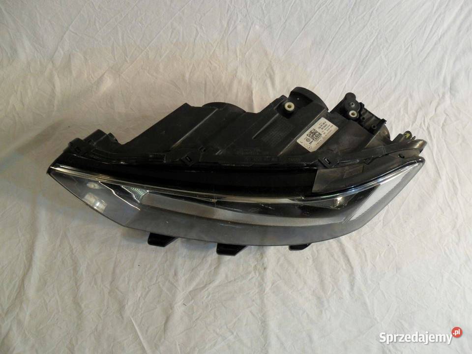 Reflektor Przód strona lewa Volkswagen Caddy wielkopolskie Nowy Tomyśl sprzedam