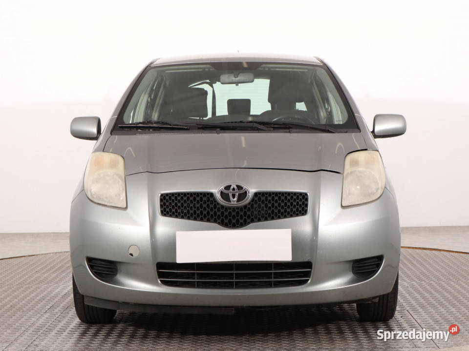 Toyota Yaris 13 radio Samochody osobowe Katowice sprzedam