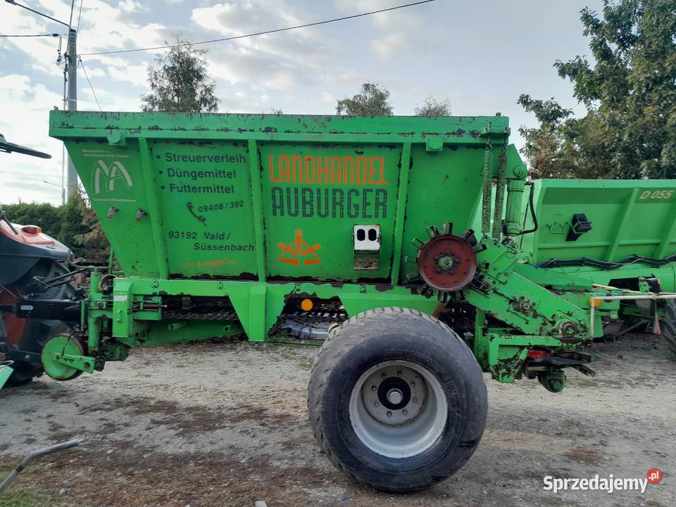 Rozsiewacz wapna Gustrower D036 A02 wielkopolskie Sadogóra