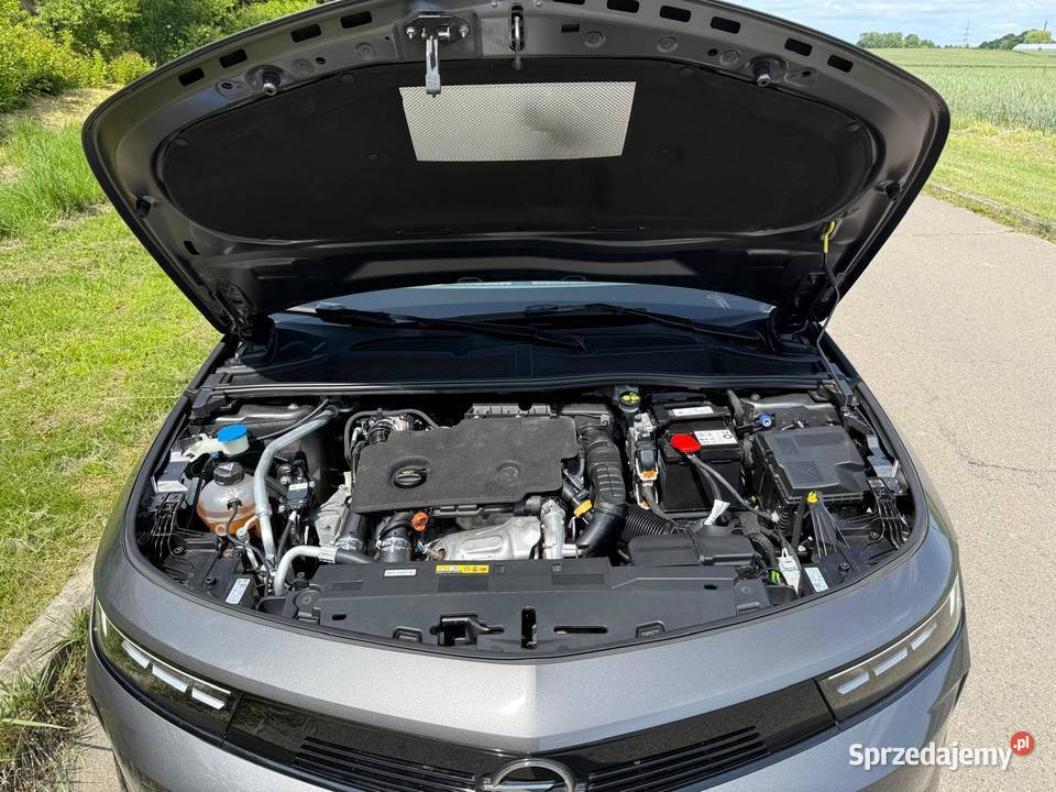 BOGATE wyposażenie niski przebieg ASTRA NOWA automatyczna Pszczyna