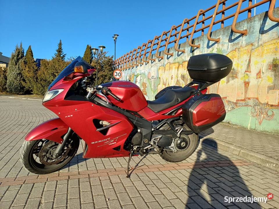 Triumph Sprint ST 1050 ABS