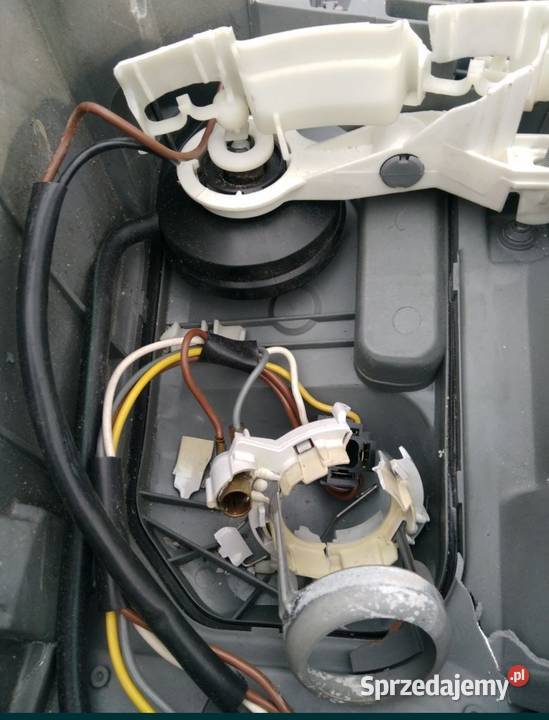 Odbłyśnik siłownik lampy przedniej lewej Białystok