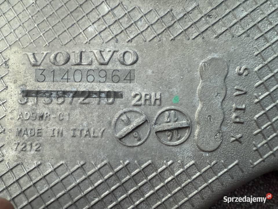 VOLVO S90 V90 wahacz prawy tył 31406964 osobowe Pilzno
