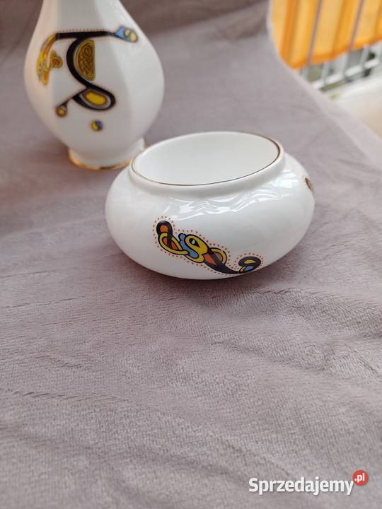Zestaw kolekcjonerski Wazony porcelana Royal Porcelana i szkło Poznań