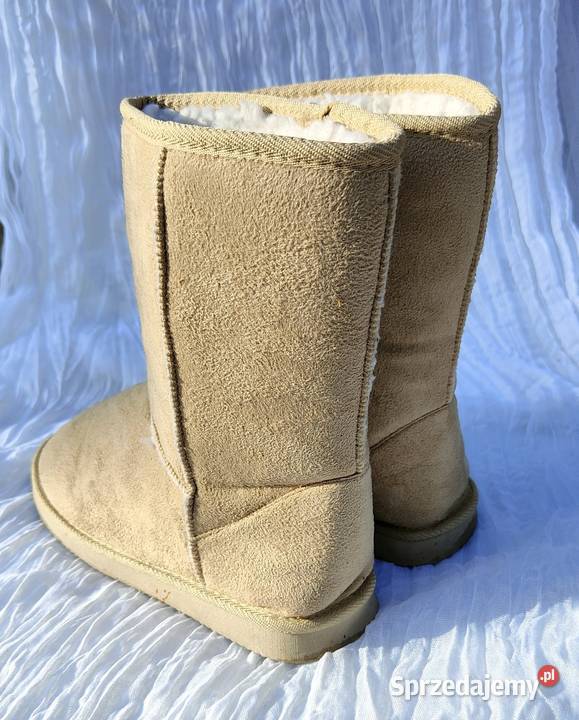 Beżowe buty 39 botki śniegowce na zimę ciepłe
