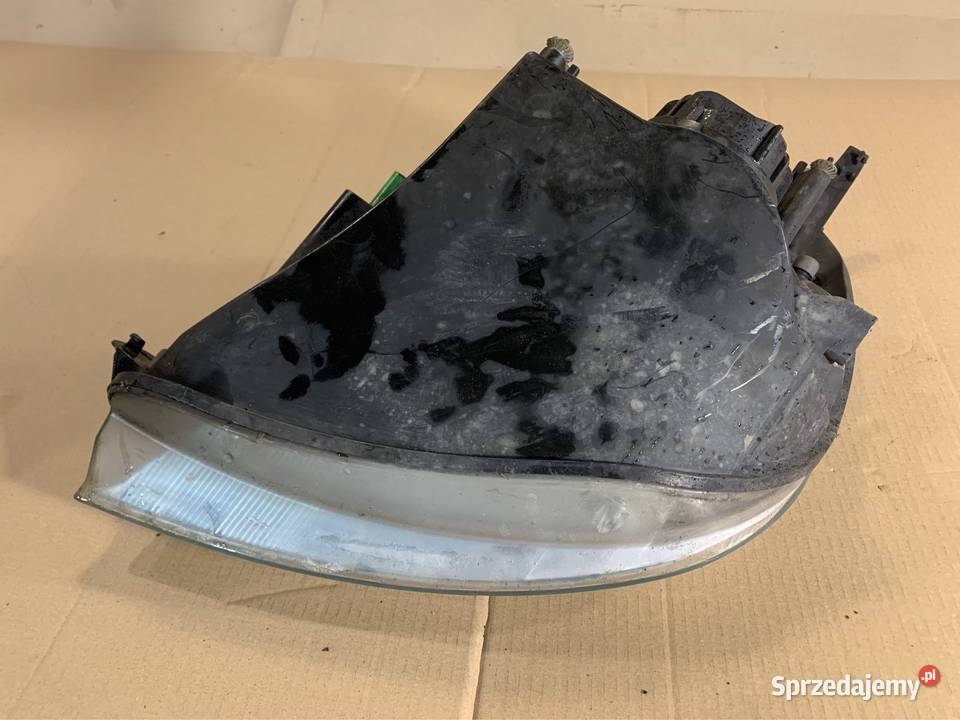 2S6X13W029 lampa reflektor prawy przód Ford Lampy przednie Szczecin sprzedam