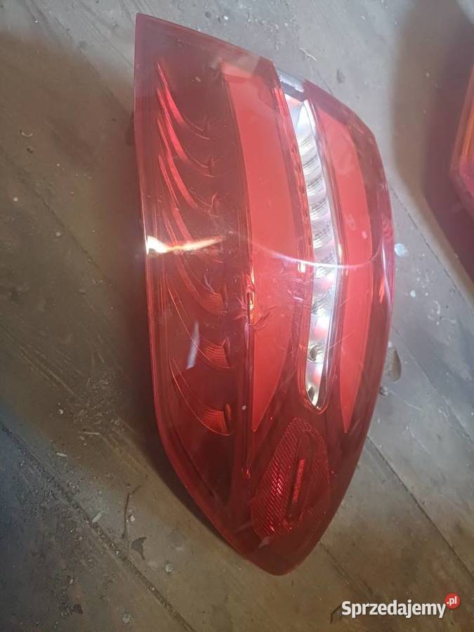 Lampa tylnia prawa Mercedesv GLC w253 led Bilcza sprzedam