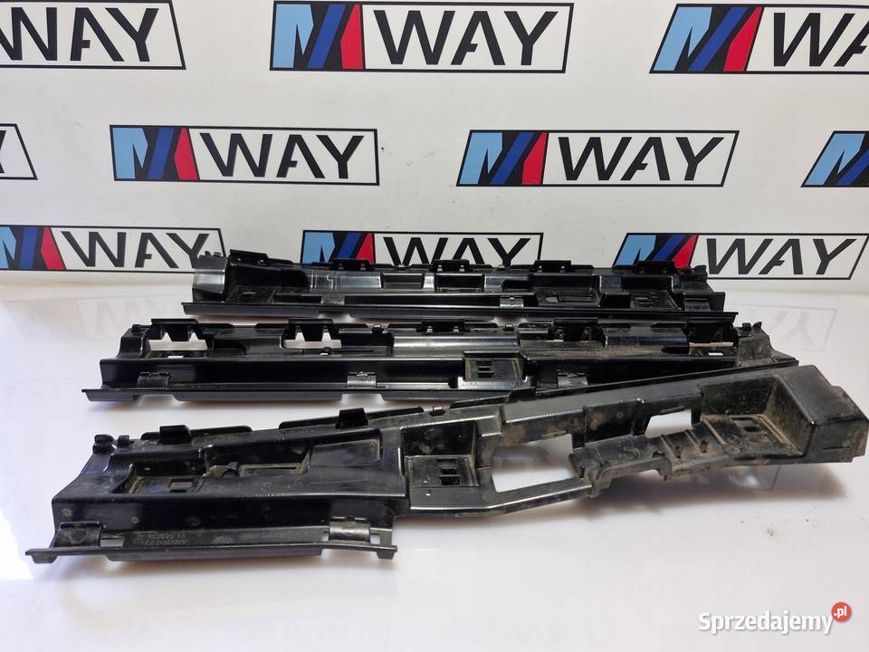 BMW X1 F48 ŚLIZG PROGU LEWY KOMPLET 7332329