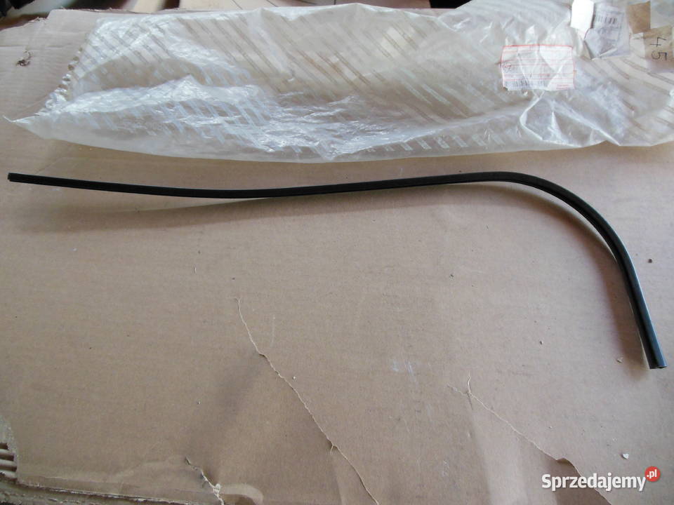 Fiat Brava Prawe tylne uszczelnienie okienne Kozy