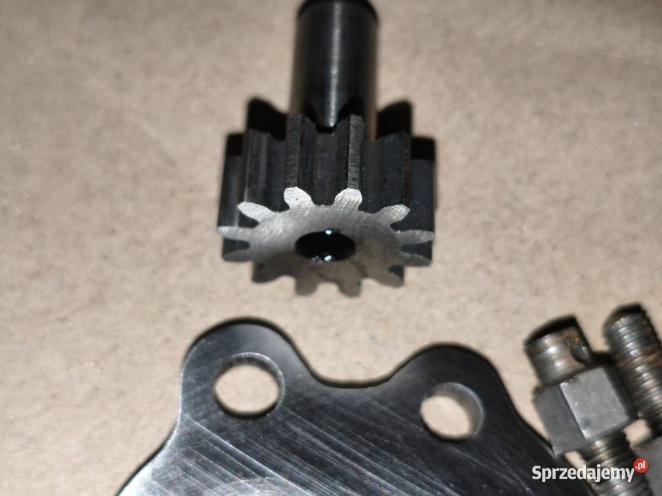 Pompa oleju Ural M67 Leszno