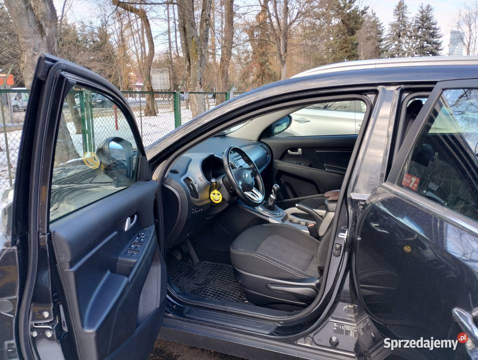 KIA SPORTAGE 2015 poj16 benzynasalon przebieg światła do jazdy dziennej Rzeszów sprzedam