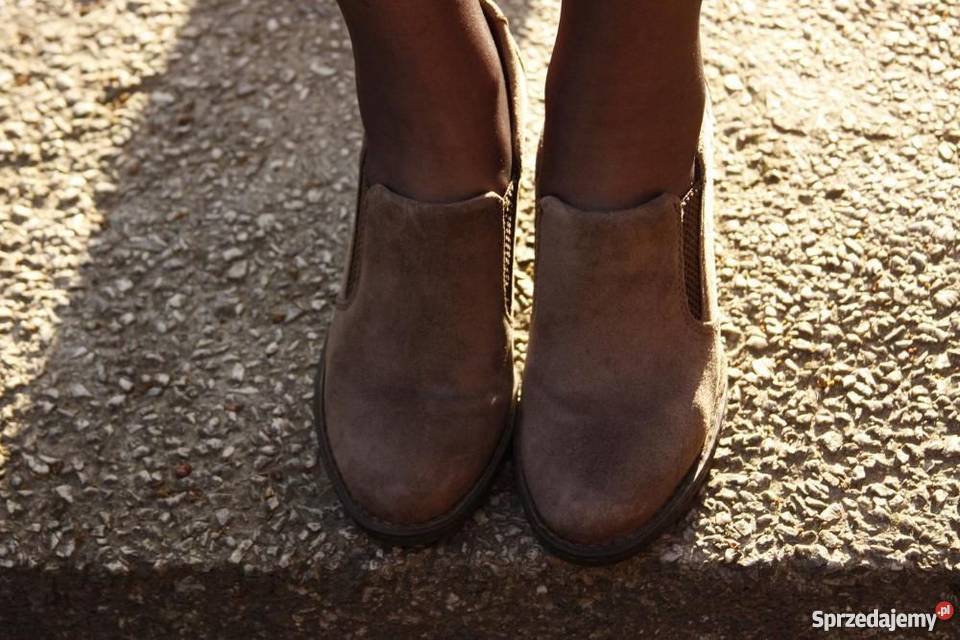 Oryginalne Botki Born Shoes praktycznie nowe 38 brązowy/beżowy dolnośląskie Jawor