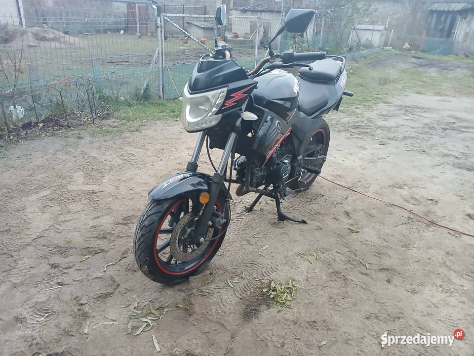Benzer Bolt 125cc Łęki Szlacheckie