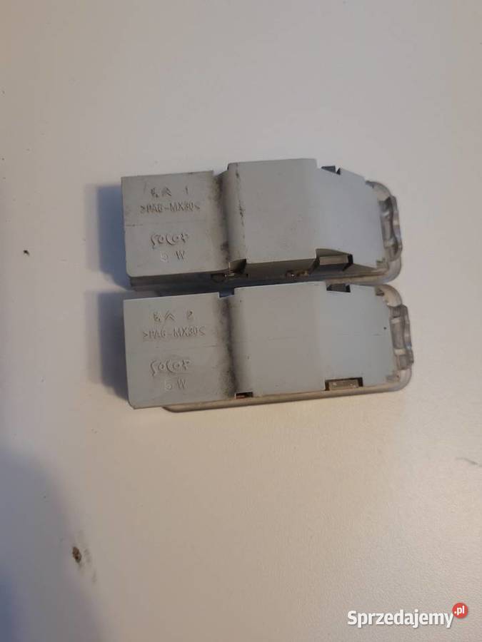 LAMPKA WEWNETRZNA BAGAŻNIKA PEUGEOT 407 SDNSW Lublin