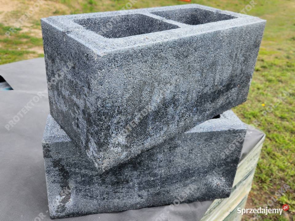Pustak ogrodzeniowy brama płot przęsło palisada łódzkie Piotrków Trybunalski