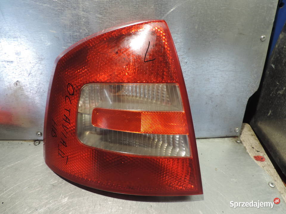 LAMPA LEWA TYŁ TYLNA SKODA OCTAVIA II 2 HB Lampy tylne Nowy Sącz