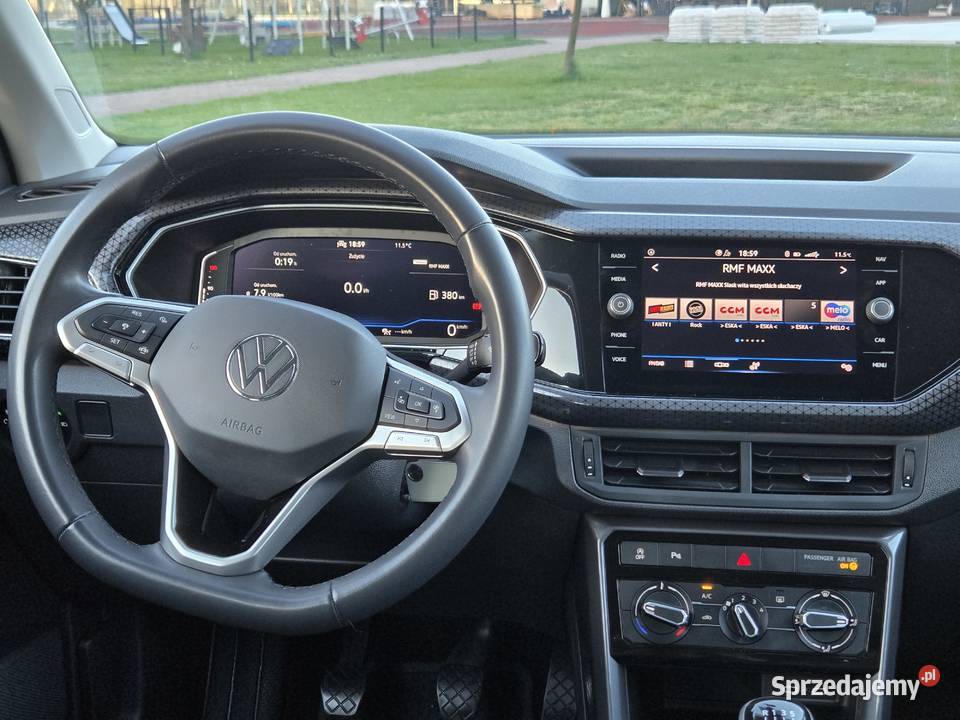 Volkswagen TCross 10 TSI 110 Style 2022 31 LED wielofunkcyjna kierownica Gliwice