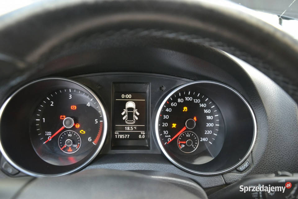 Volkswagen Golf 16 tdi 105 ekonomiczny nawigacja Kęty