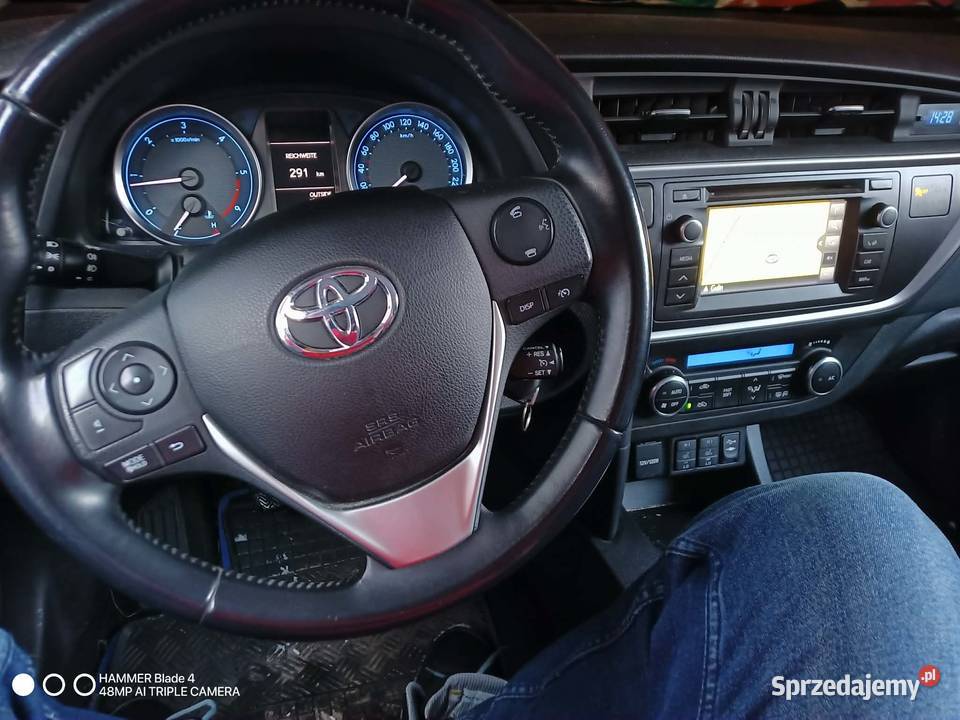 Toyota Auris 20 D4D Edition asystent parkowania Radom