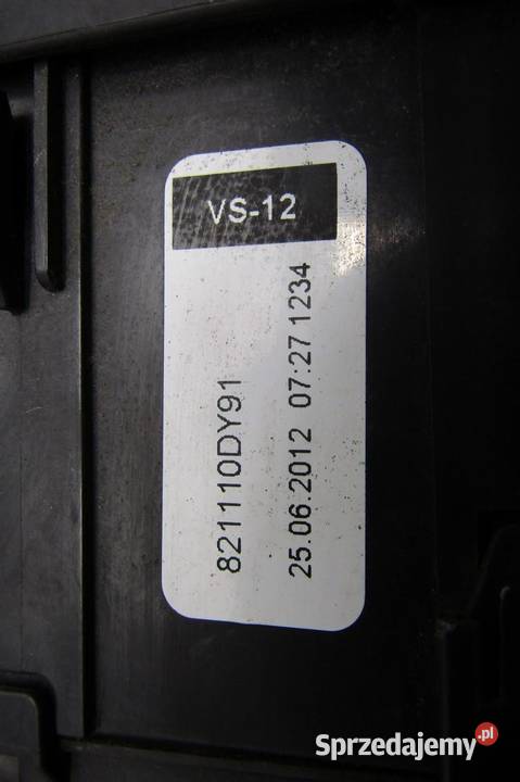 SKRZYNKA BEZPIECZNIKÓW 13 VVTi TOYOTA YARIS III