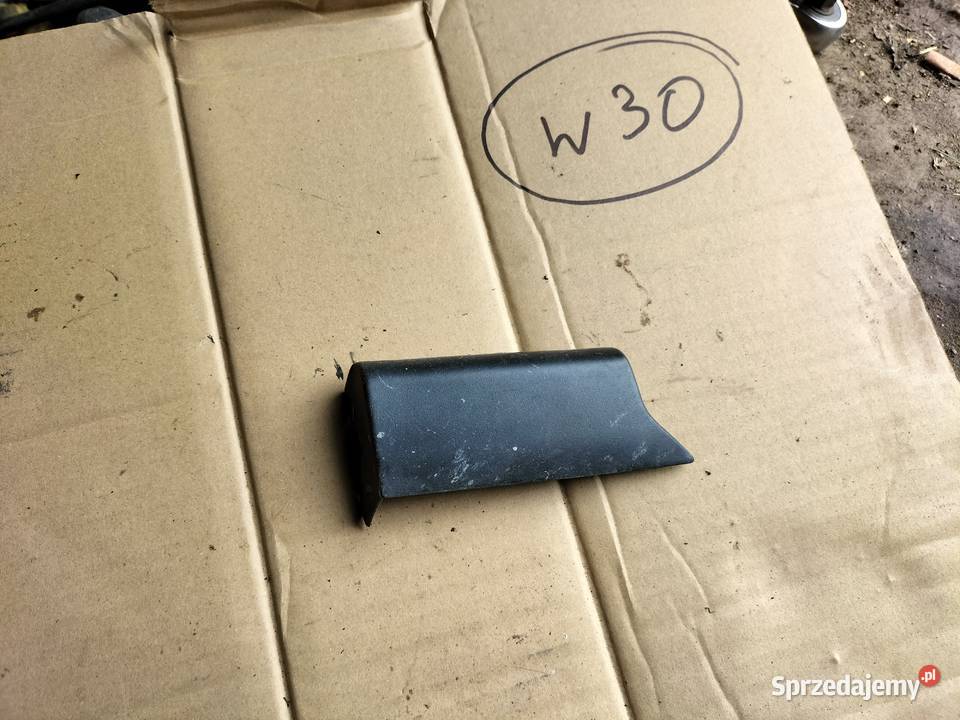 AUDI 80 B4 80B4 LISTWA NAKŁADKA BŁOTNIKA DOLNA Kamień-Kolonia