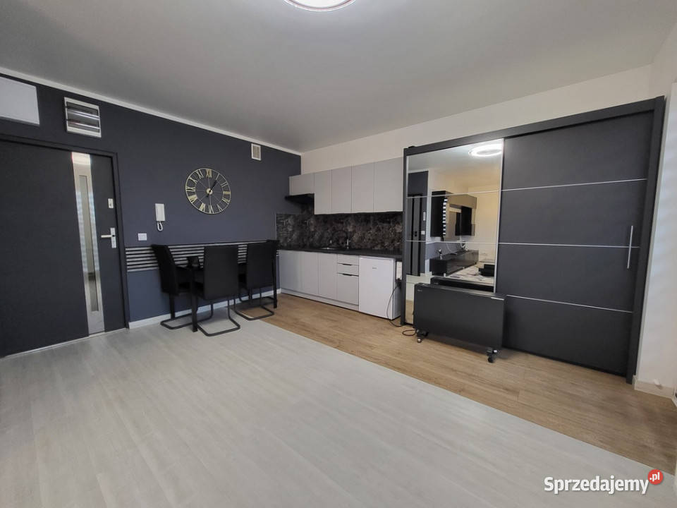 Rurzyca kawalerka z tarasem