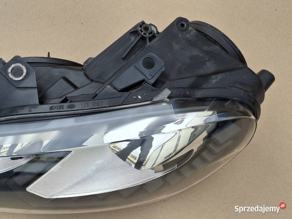 VW GOLF VI 6 REFLEKTOR LEWY BIXENON LED LAMPA Bieleń