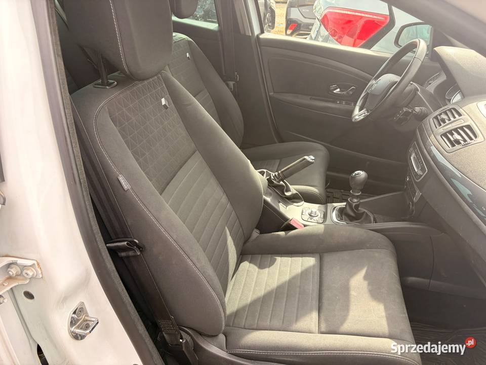 RENAULT Mgane III 12 TCe 115 DS246 uszkodzony Renault Łódź