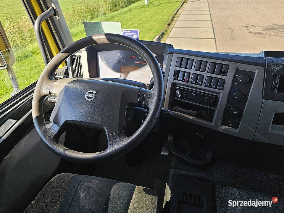 Volvo FE 25018 kontener 4x2 2018 Rok produkcji 2018