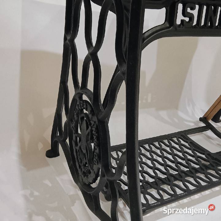 Stolik z maszyny do szycia Kuśnierskiej blat Radomsko sprzedam