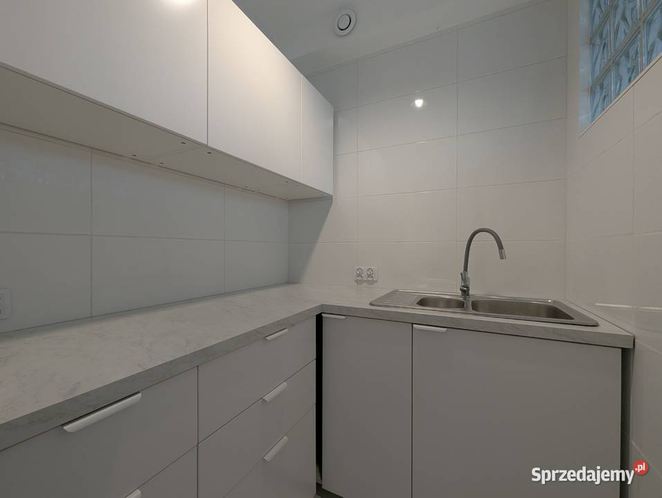 Gabinet 12m2 w nowej prywatnej przychodni w 12m2 Nadolice Wielkie