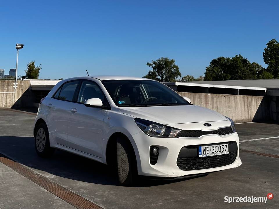 Sprzedam prywatnie Kia Rio IV gen salon Warszawa