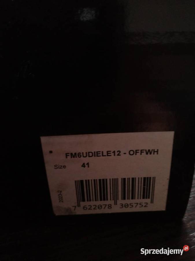 Guess obuwie damskie sportowe Otmuchów