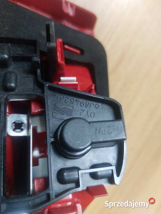 Lampa lewa tylna OE Seat Ibiza IV 6J ST kombi