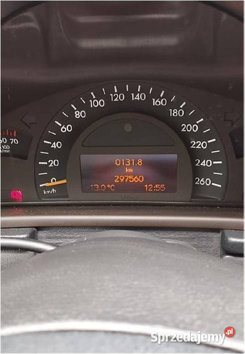 MercedesBenz C200 sprzedaż syndyka 300000km sprzedam