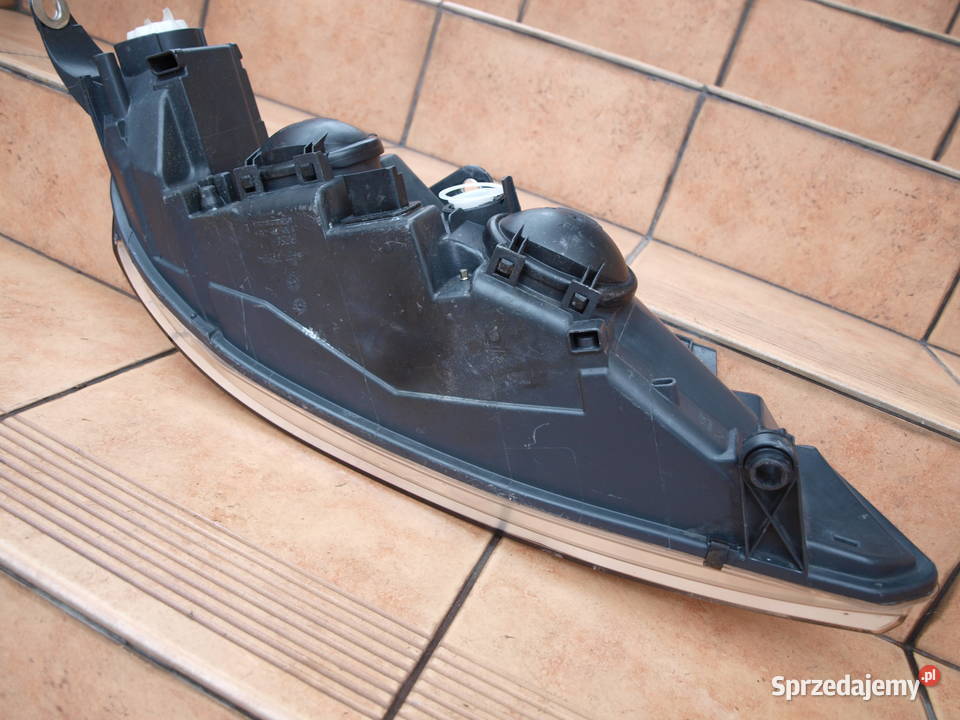 Peugeot 406 lampa lewa przód 1999 2004r europa Kalisz