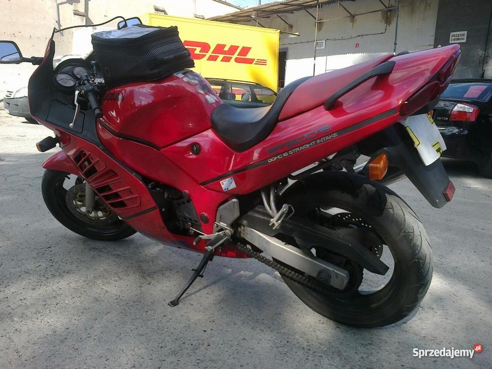 Suzuki rf 600r