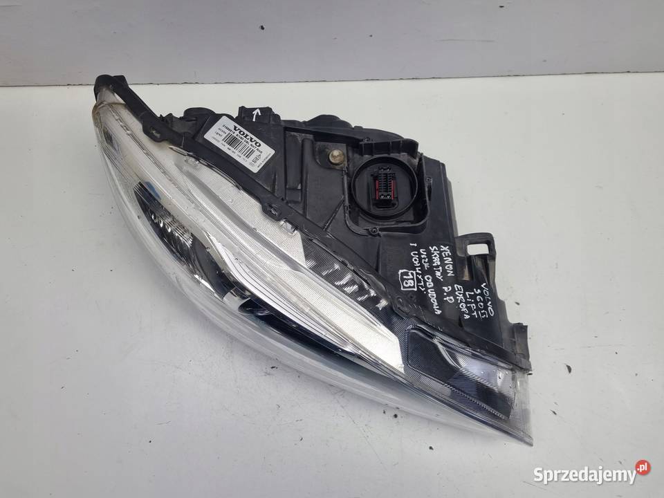 LAMPA PRAWA Volvo V60 S60 II LIFT PRZEDNIA prawy lubelskie Rudka sprzedam