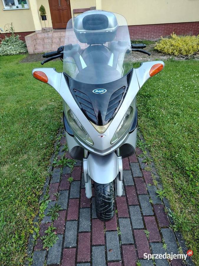Skuter Malaguti Madison 150 srebrny Motoryzacja Rzeszów