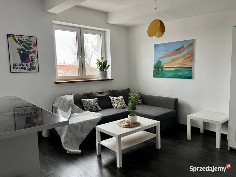 Sprzedambezpośrednio stylowe studio na poddaszu Warszawa