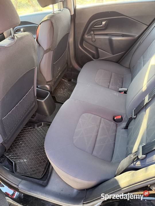 Kia Rio 11 CRDI 2012 czarny Grabowiec sprzedam